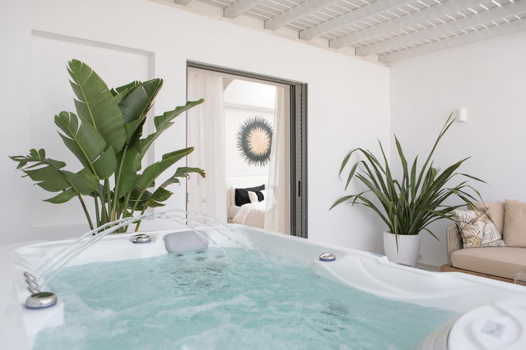 Porta Marina Deluxe Suite in Naxos